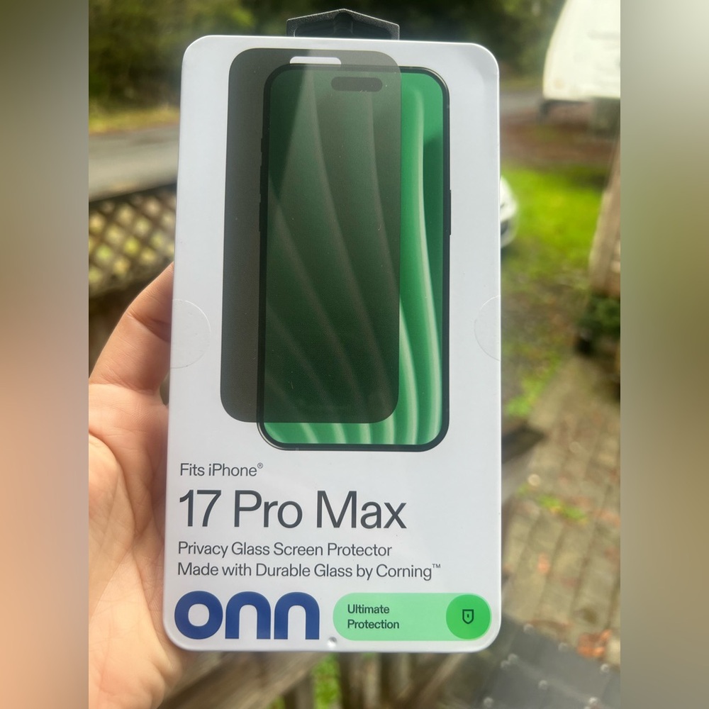 ONN Privacy Glass Screen Protector for iPhone 17 Pro Max - Black